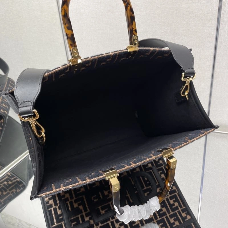 Fendi Shopping Bags EasyMatch 72764