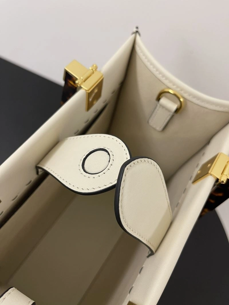 Fendi Shopping Bags Resilient 72762