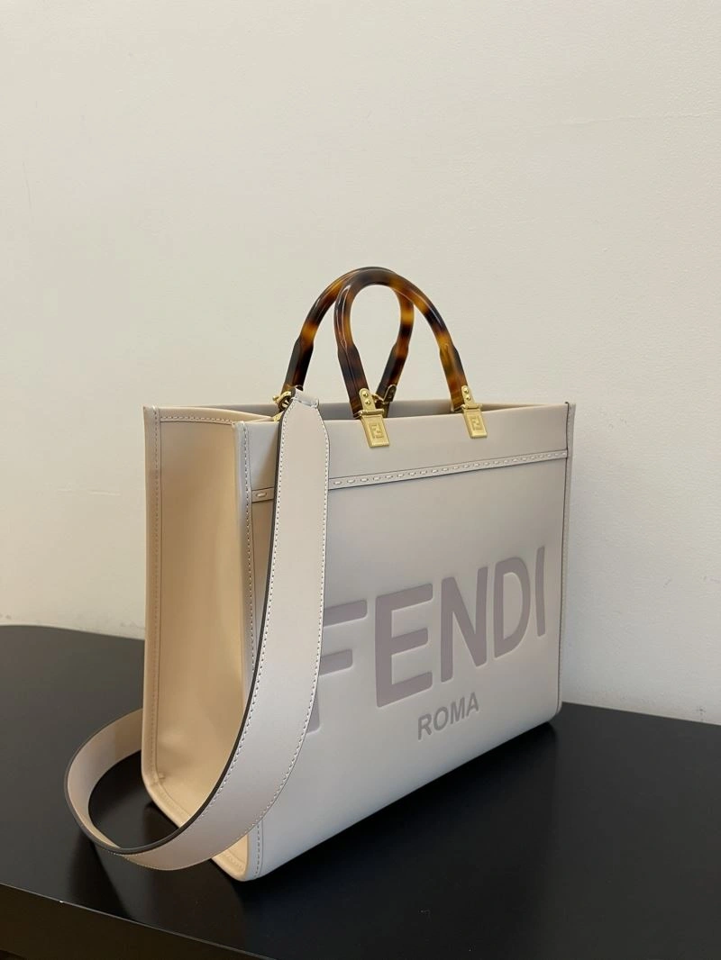 Snug Fendi Shopping Bags 72749