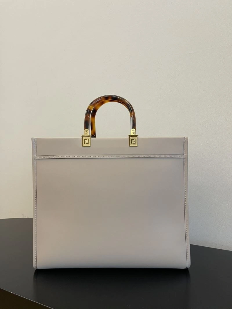 Snug Fendi Shopping Bags 72749
