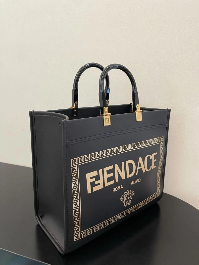 Fendi Shopping Bags Neat 72737