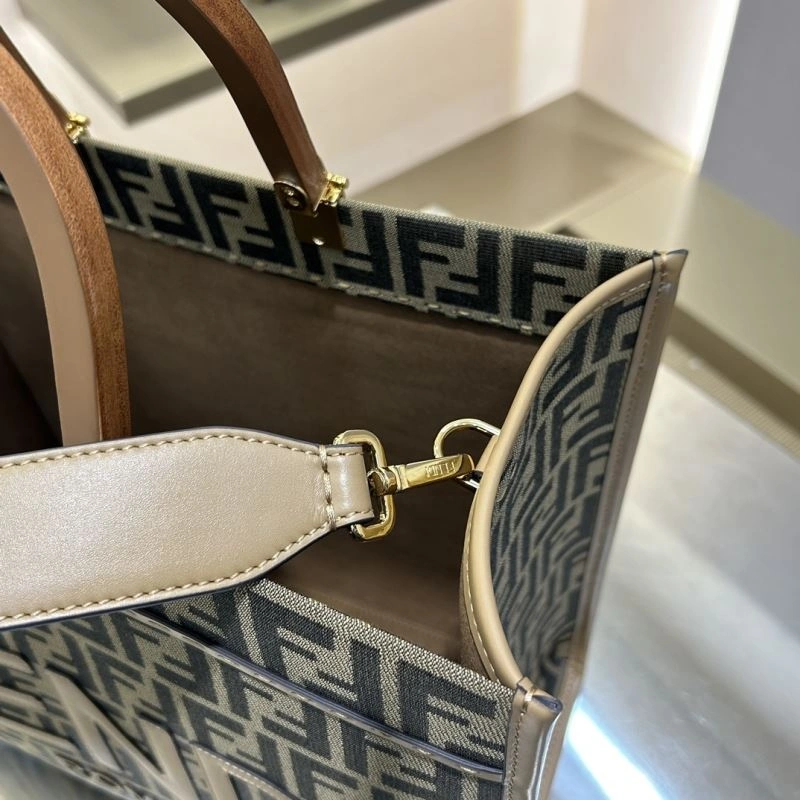 Fendi Shopping Bags DailyWear 72741