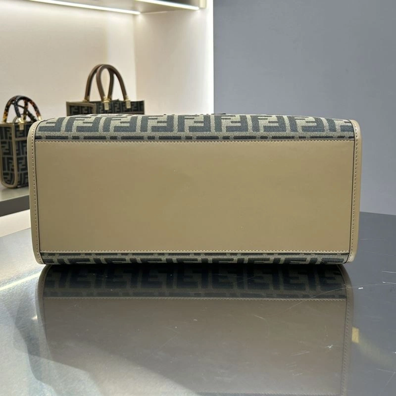 Fendi Shopping Bags DailyWear 72741
