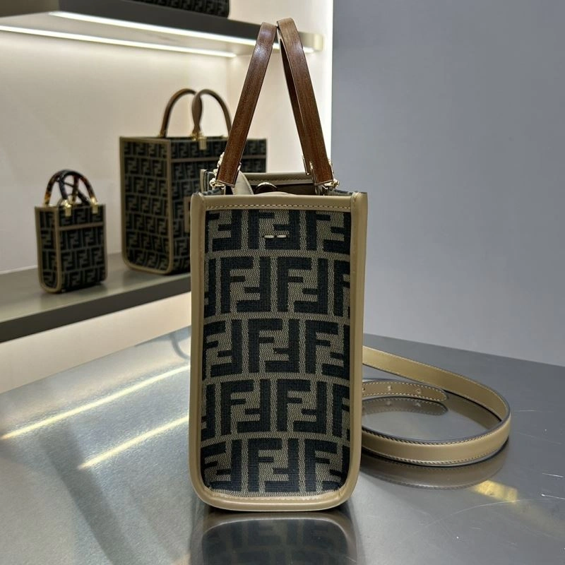 Seasonal Fendi Shopping Bags 72736