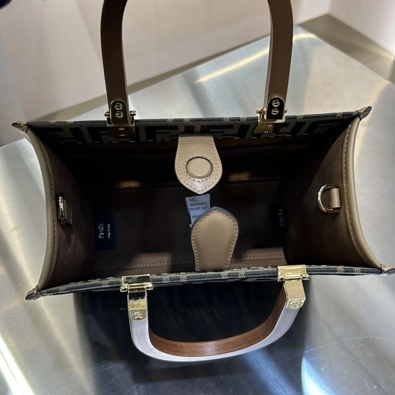 Seasonal Fendi Shopping Bags 72736