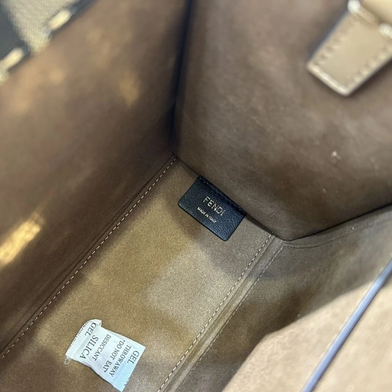 Seasonal Fendi Shopping Bags 72736