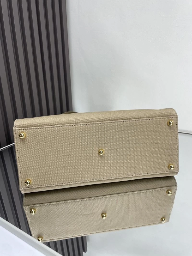 Fendi Shopping Bags WaterResistant 72734