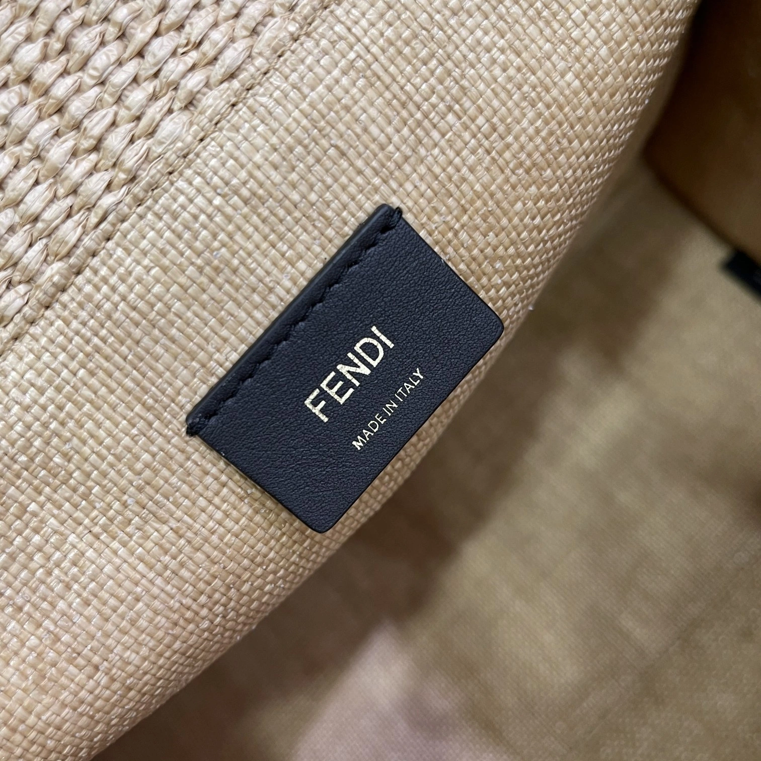 WrinkleFree Fendi Shopping Bags 69670