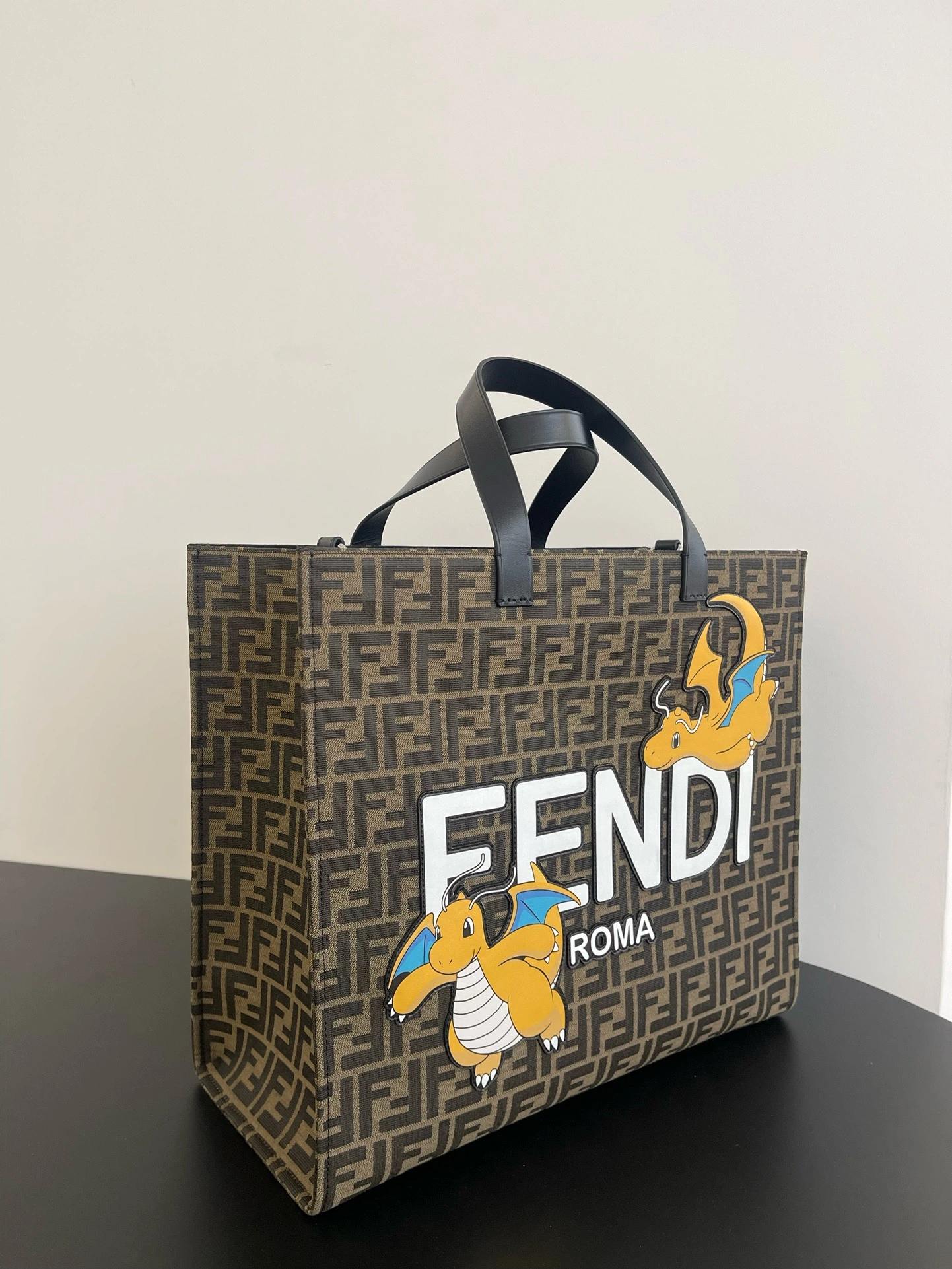 Fendi Shopping Bags OdorResistant 69665