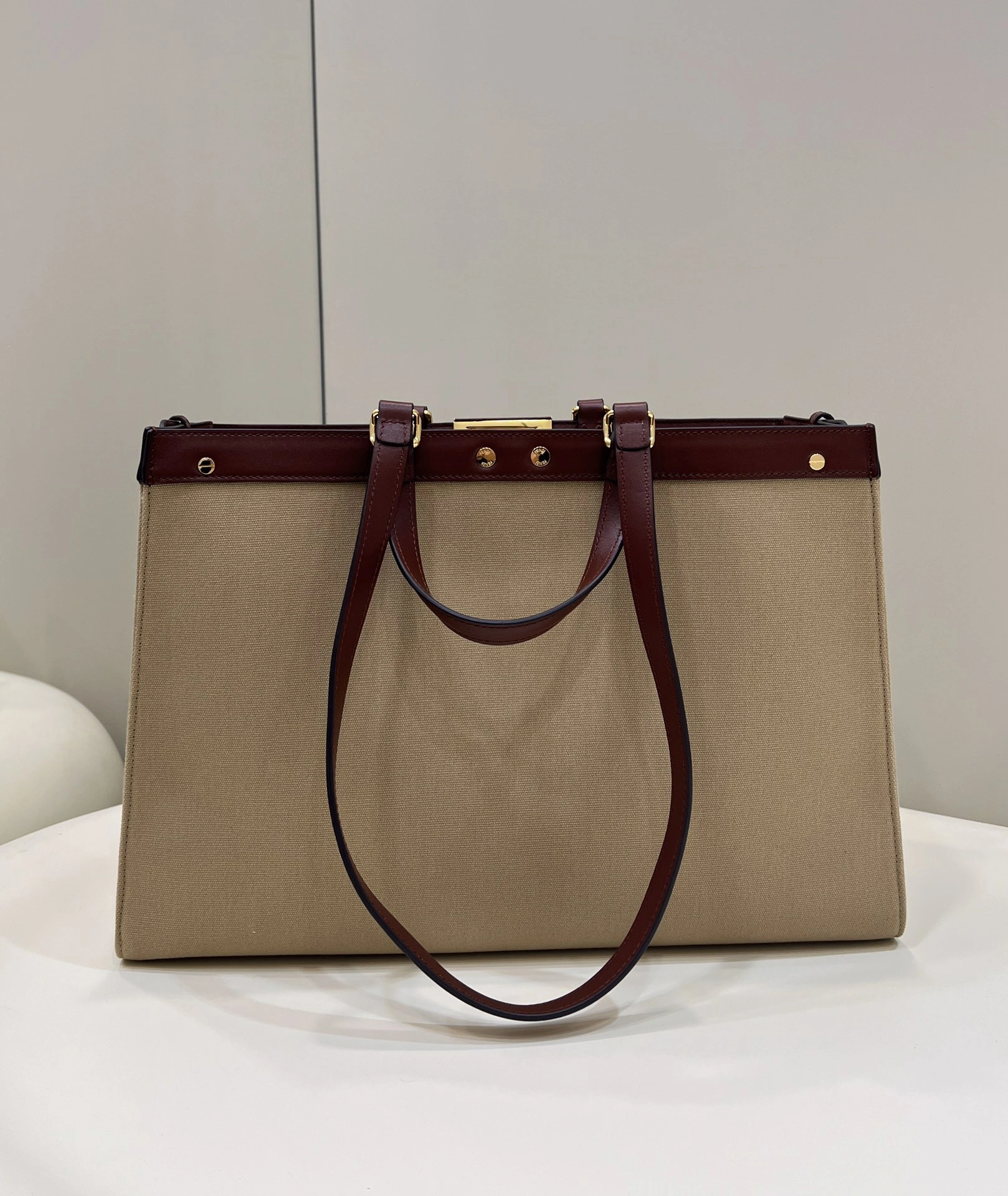 Fendi Shopping Bags EyeCatching 69658