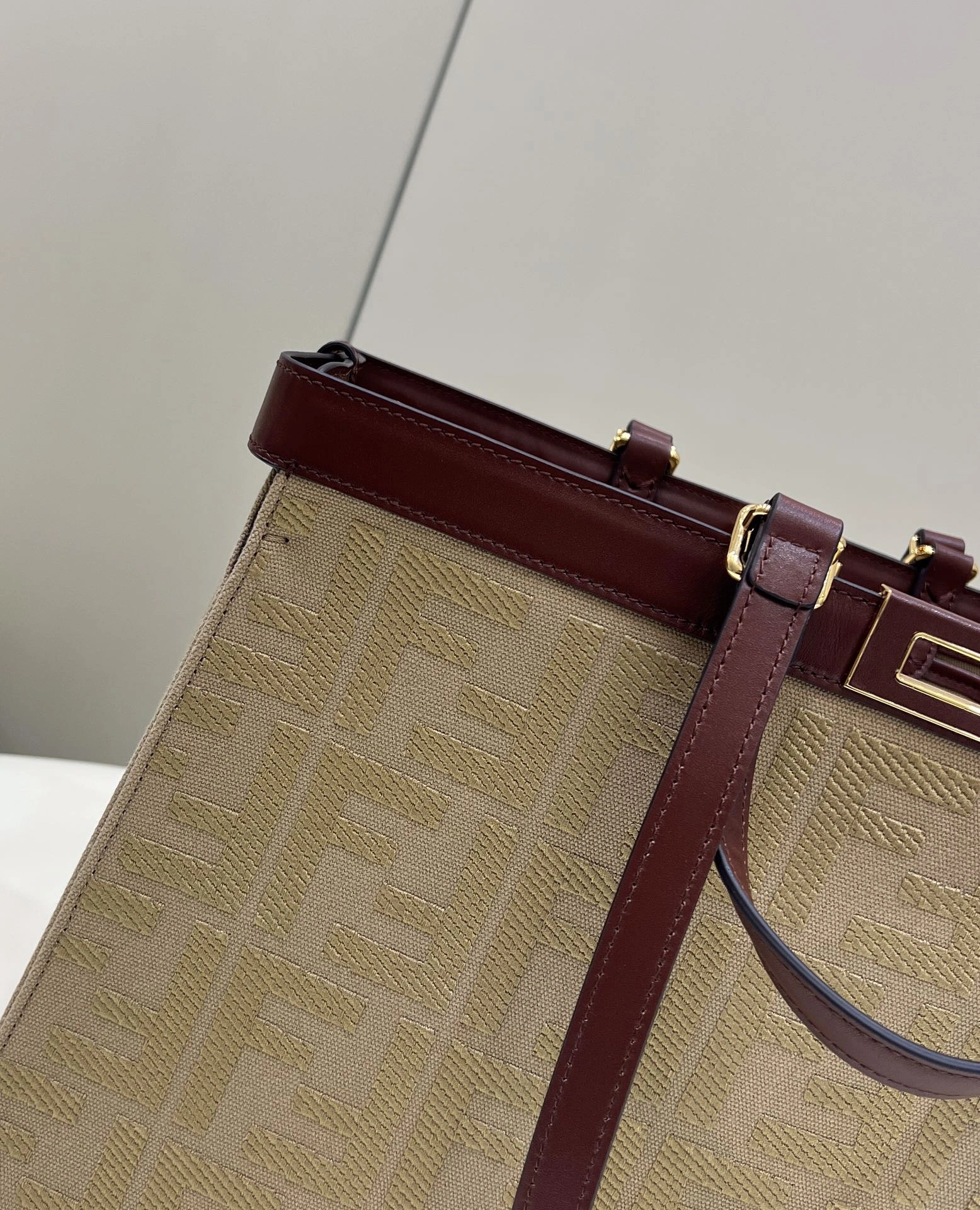 Fendi Shopping Bags EyeCatching 69658