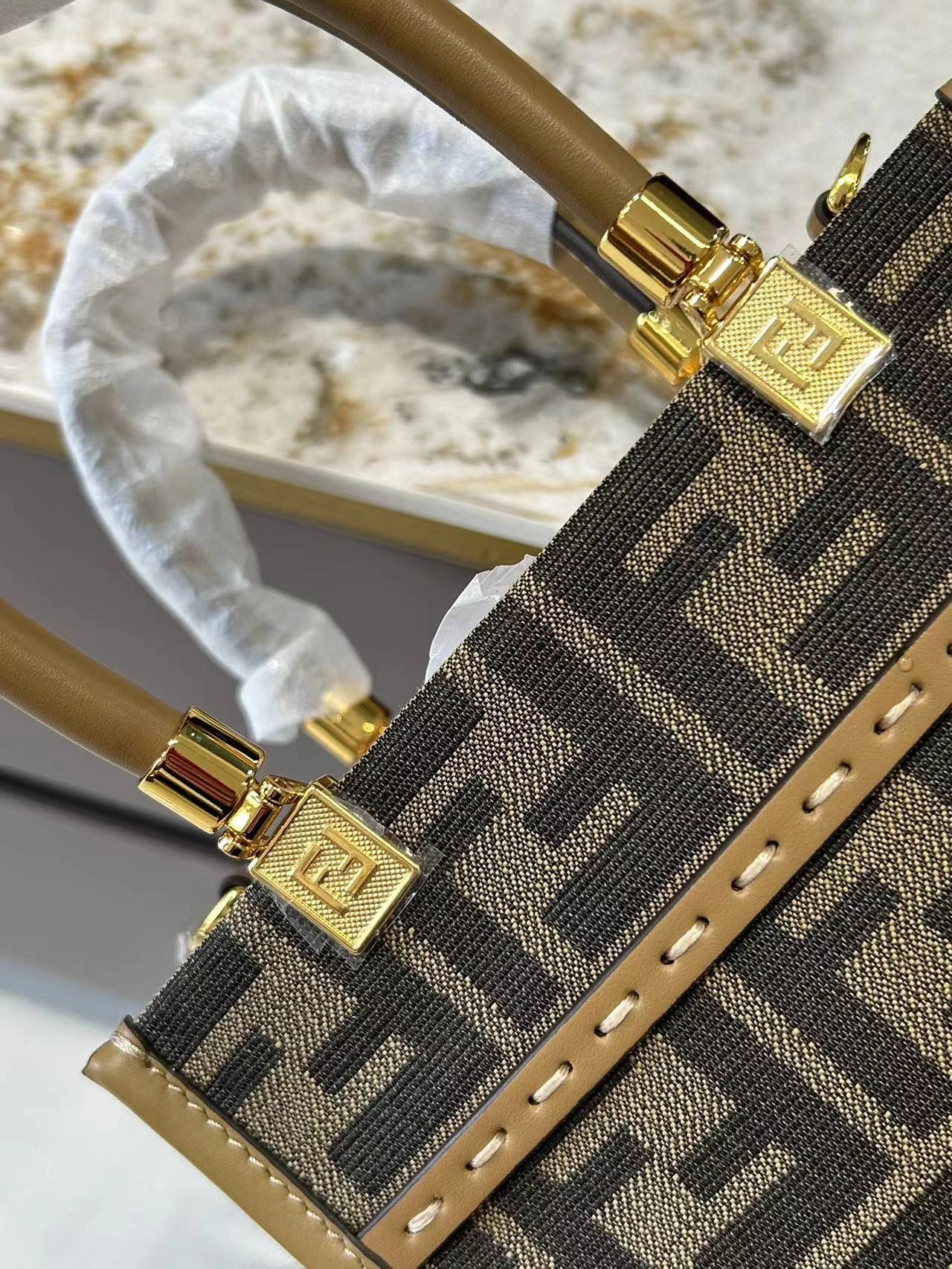 WrinkleFree Fendi Shopping Bags 69660