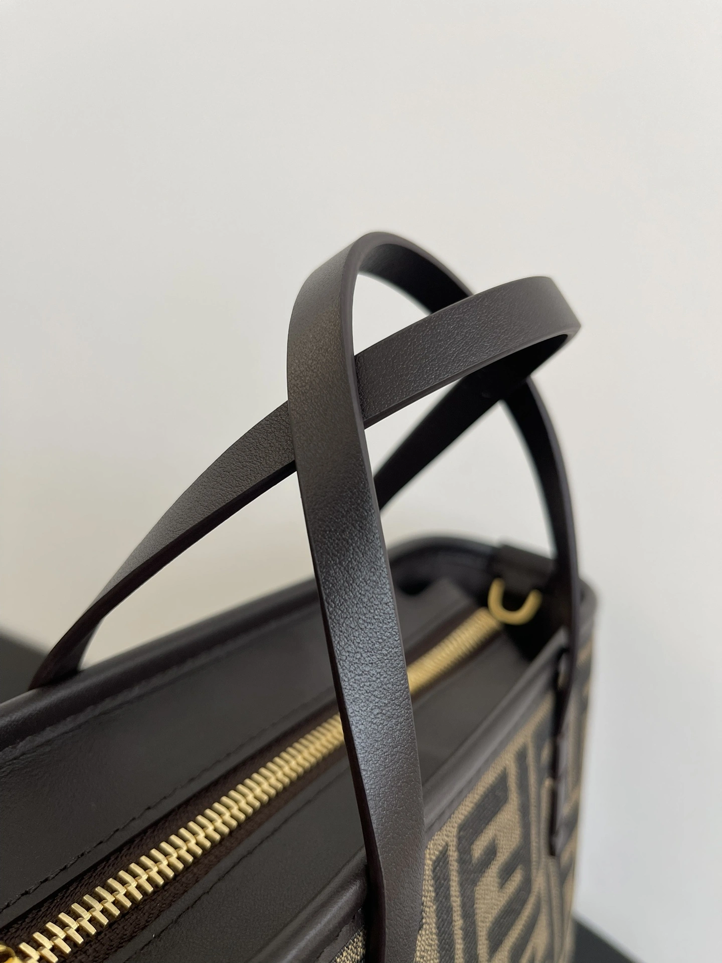 MultiPurpose Fendi Shopping Bags 69668
