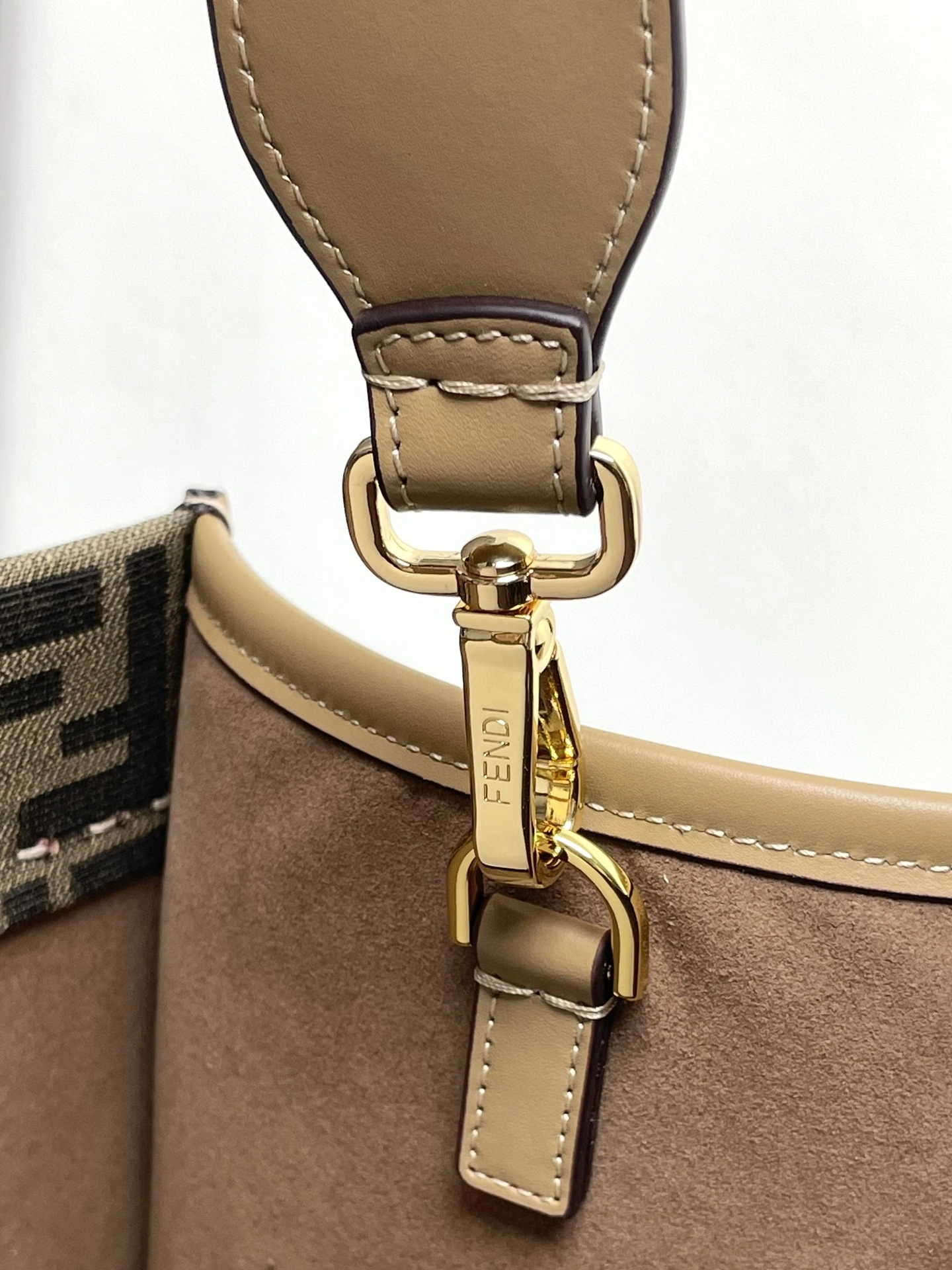 Fendi Shopping Bags Practical 69664