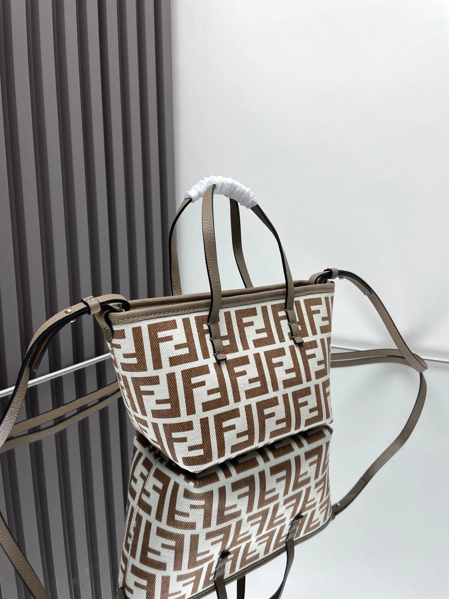 MoistureWicking Fendi Shopping Bags 69662