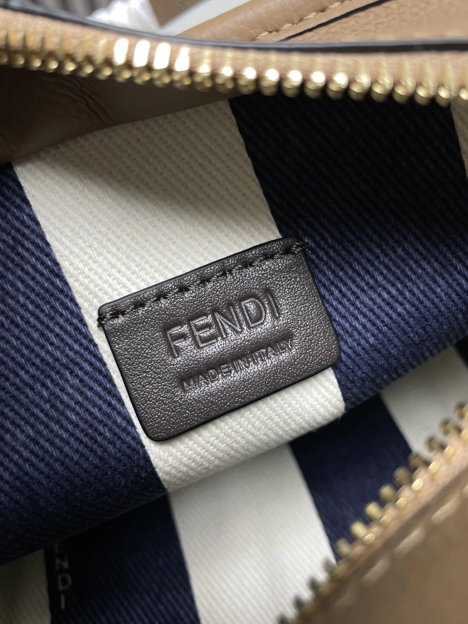 EasyMatch Fendi Shopping Bags 69661