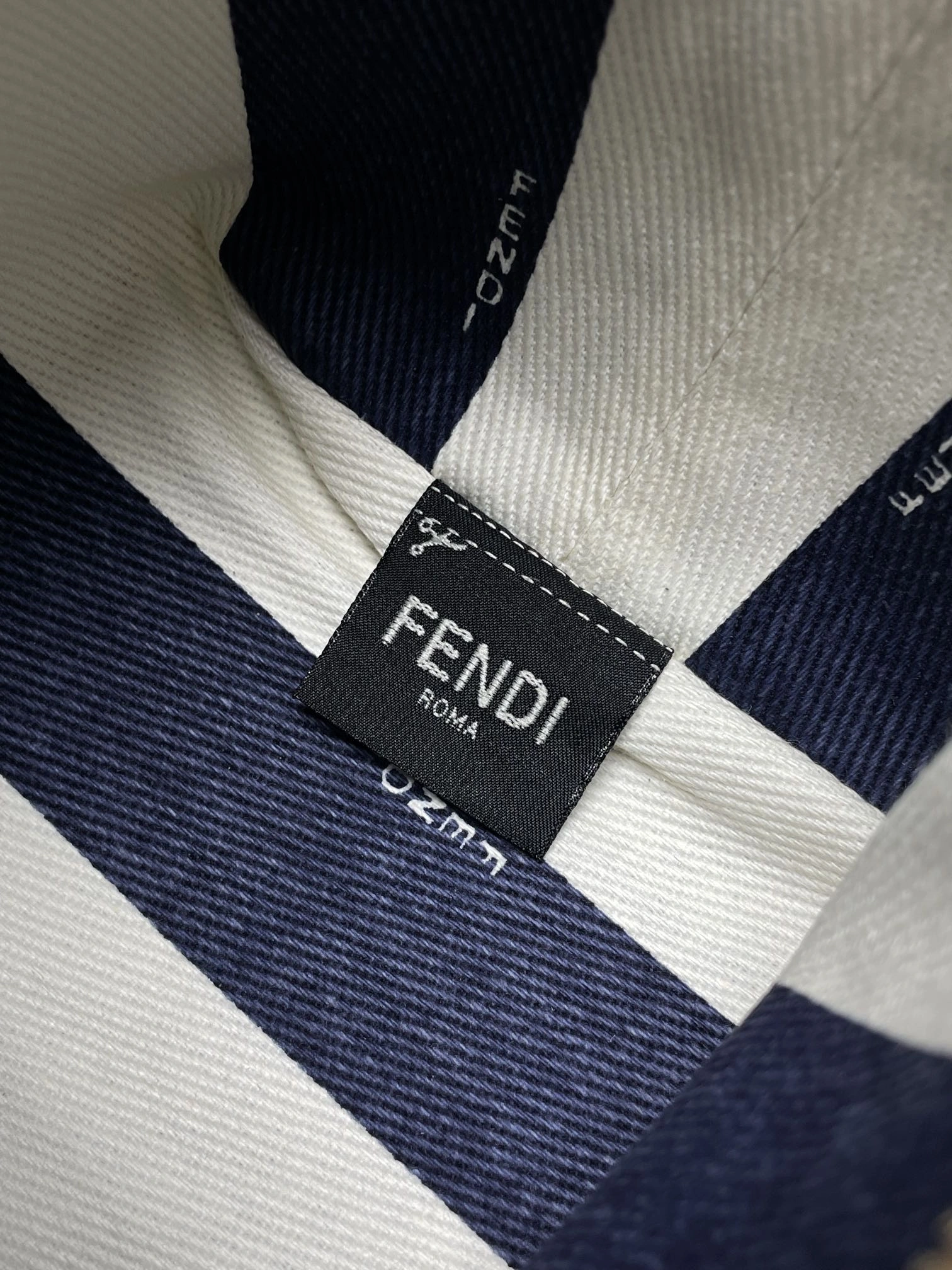 EasyMatch Fendi Shopping Bags 69661