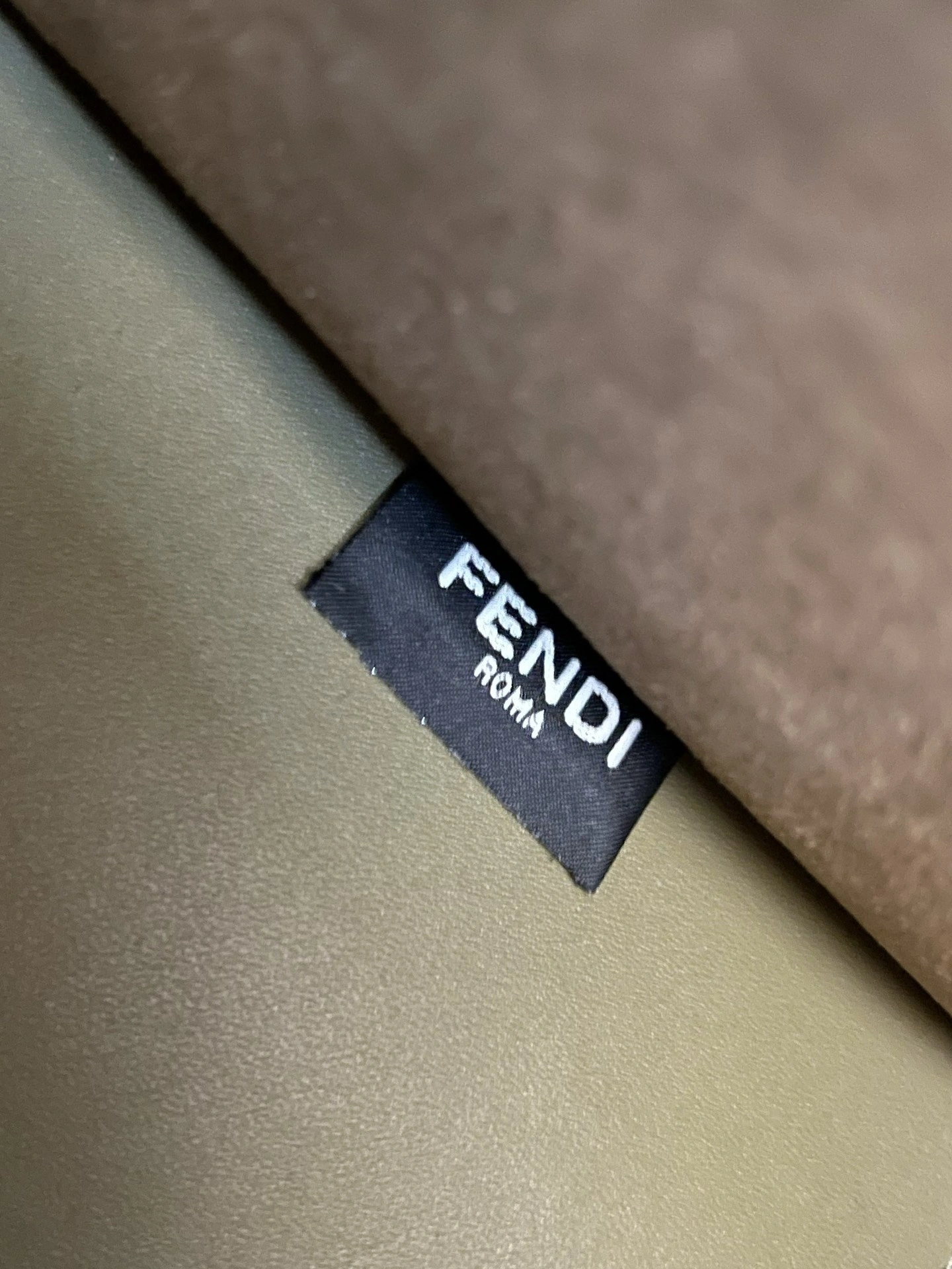 Comfortable Fendi Shopping Bags 69648
