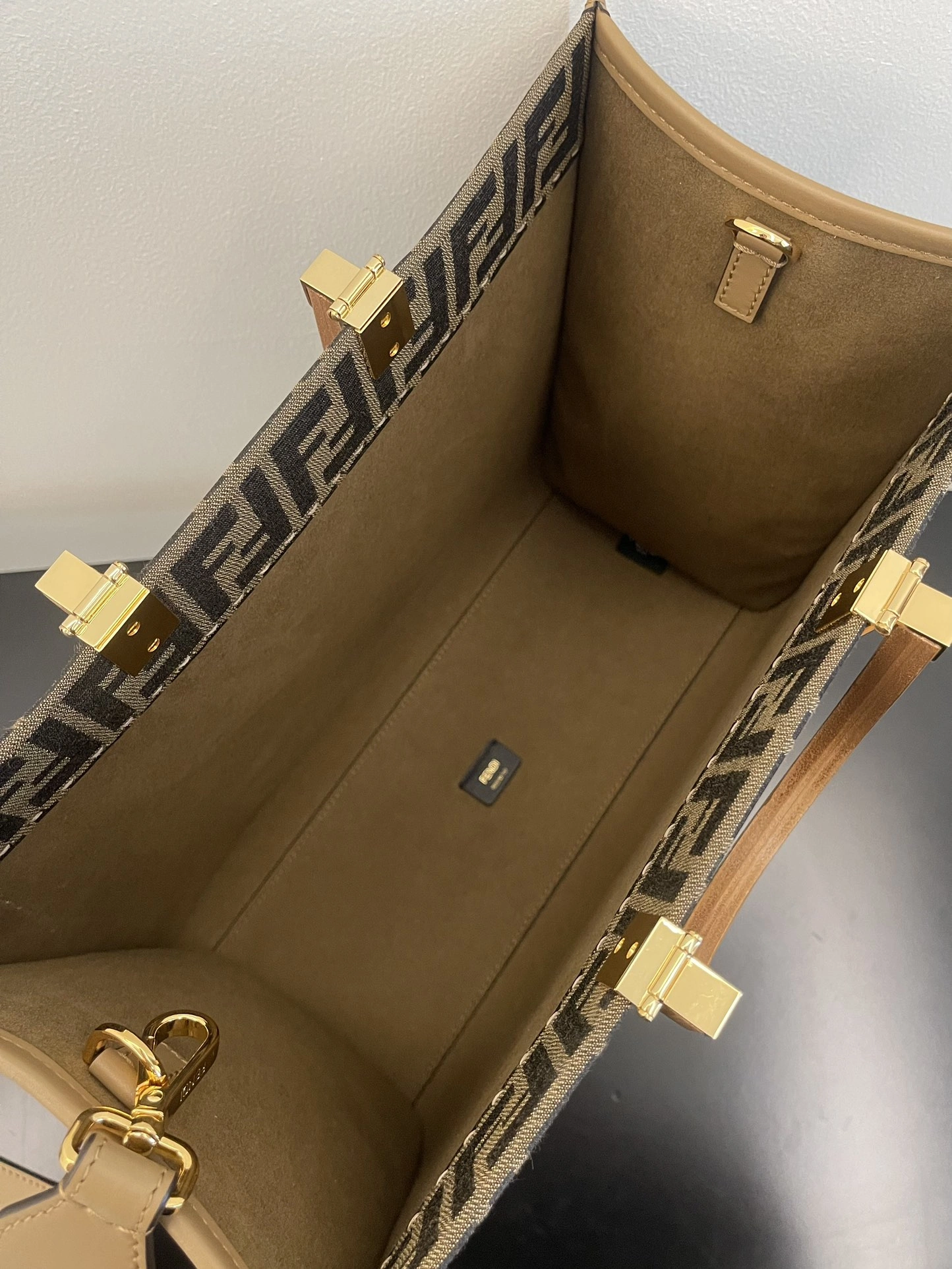 Trendsetting Fendi Shopping Bags 69650