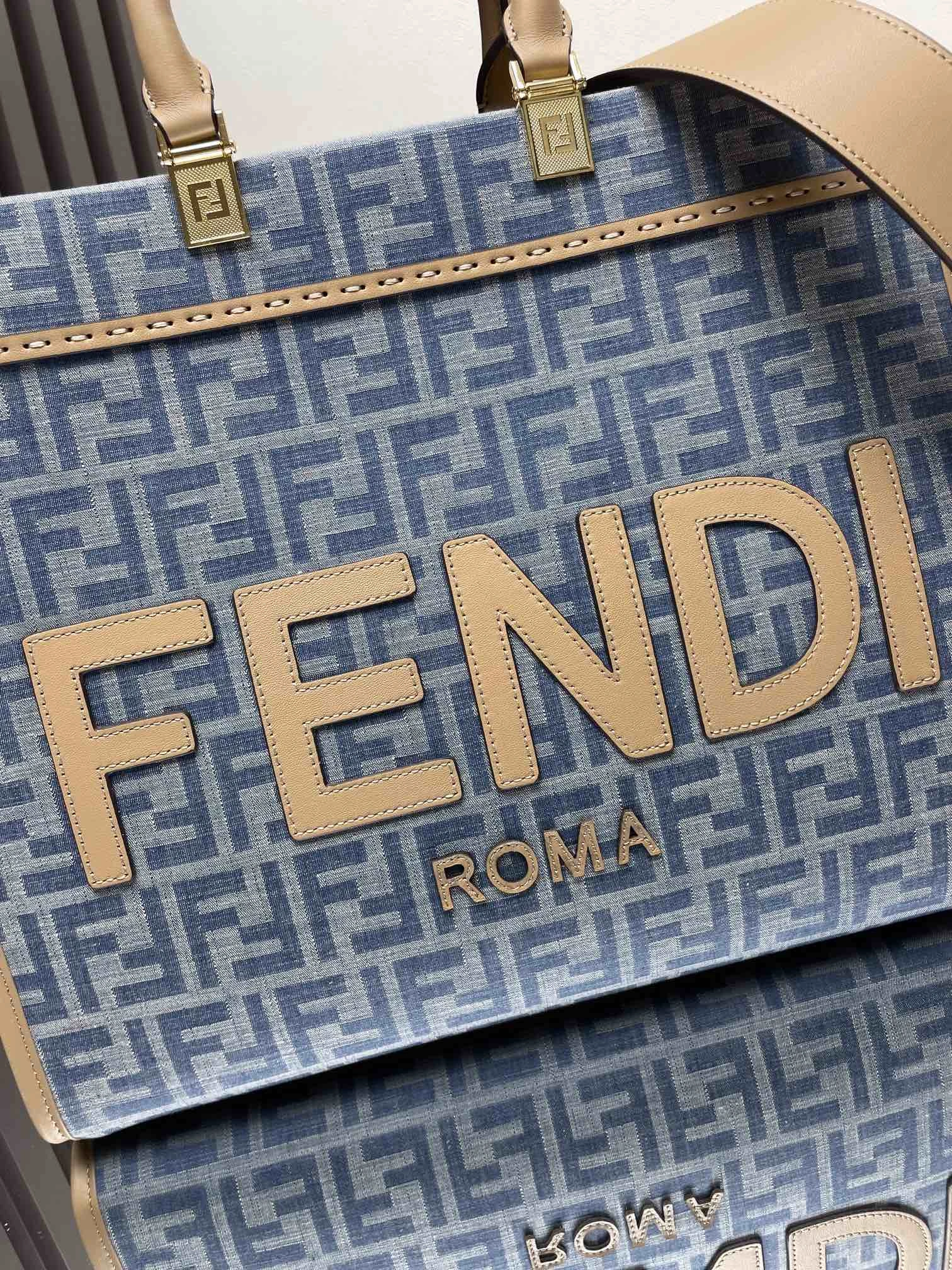Fendi Shopping Bags Durable 69687