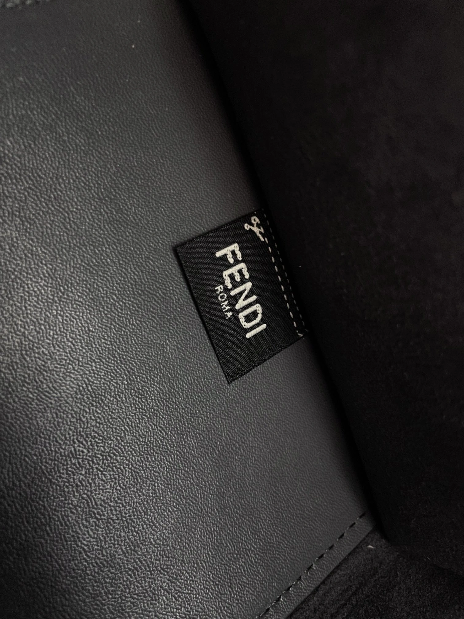 Fendi Shopping Bags EasyCare 69644
