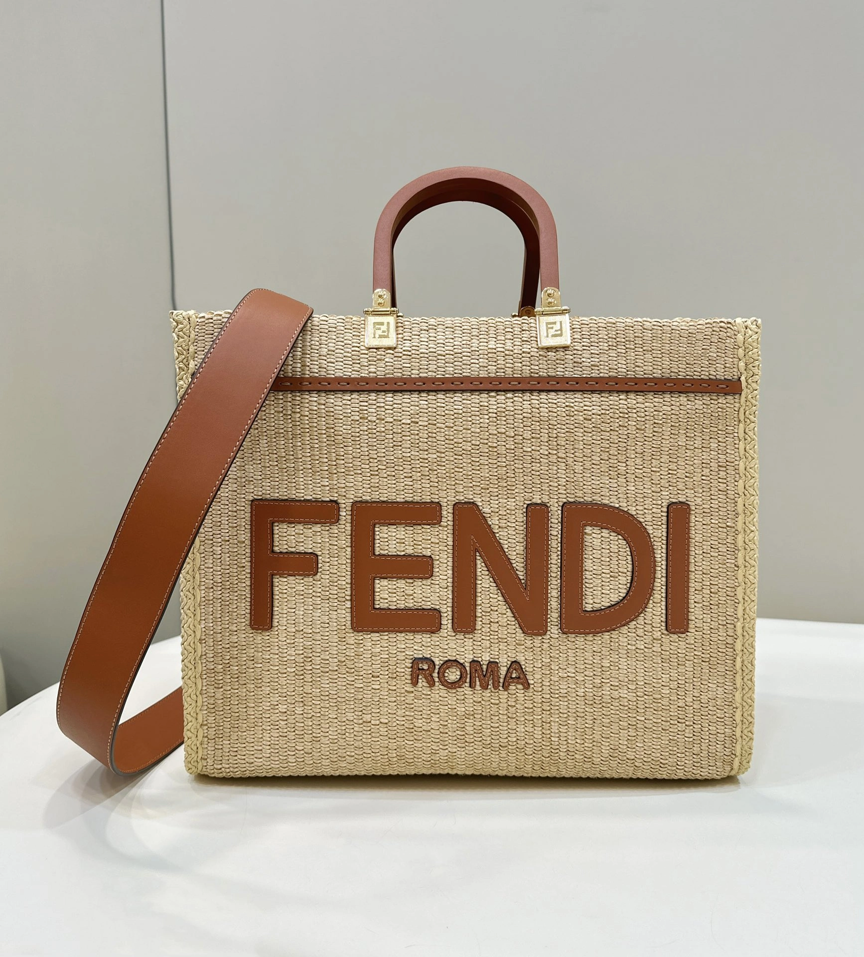 Durable Fendi Shopping Bags 69649