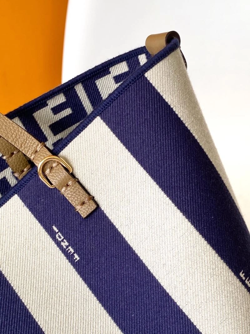 Breathable Fendi Shopping Bags 57453