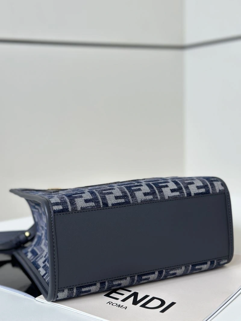 Lightweight Fendi Shopping Bags 57478