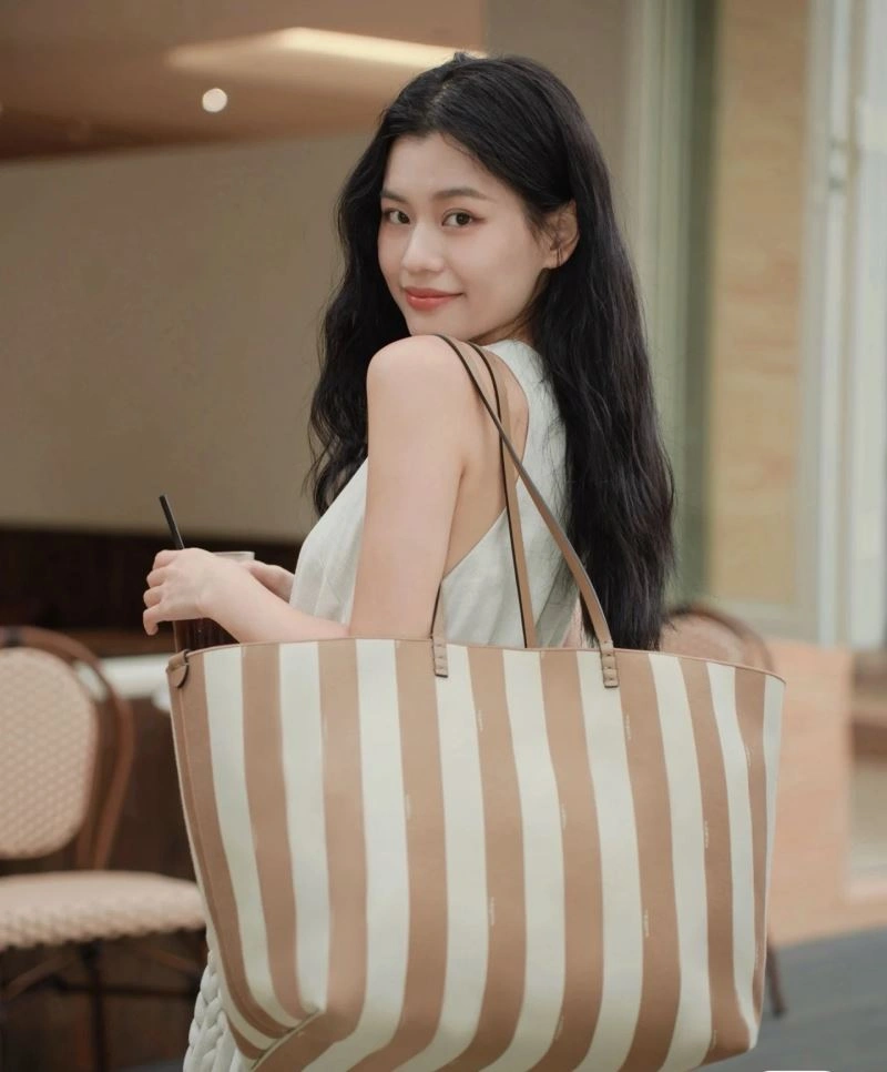 Packable Fendi Shopping Bags 57463