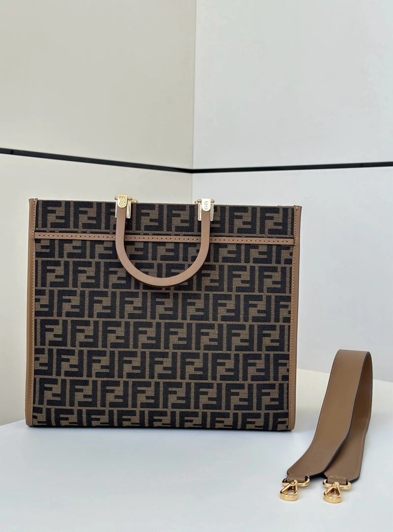 Refined Fendi Shopping Bags 57500