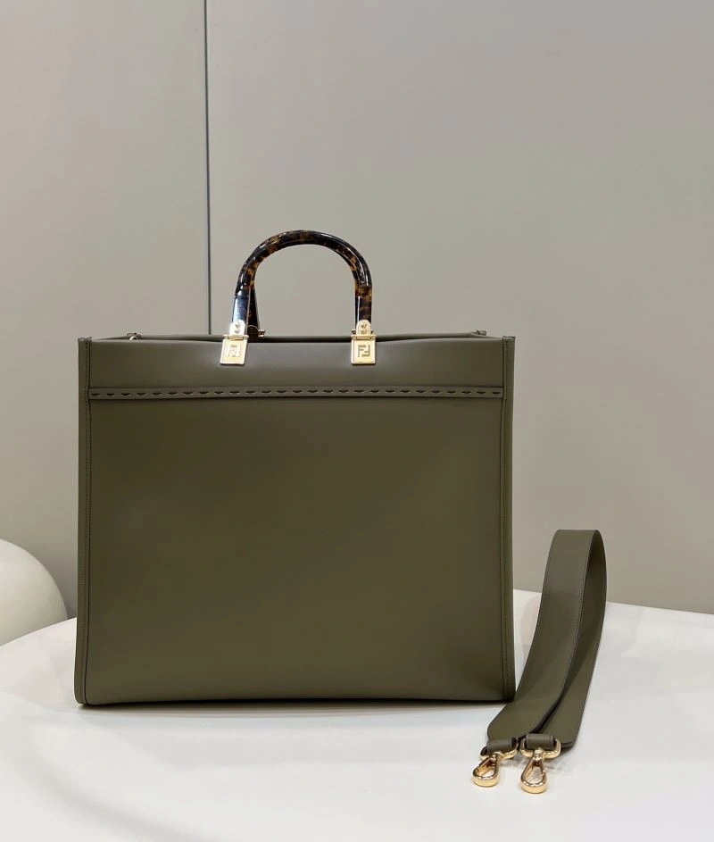 Bright Fendi Shopping Bags 57446