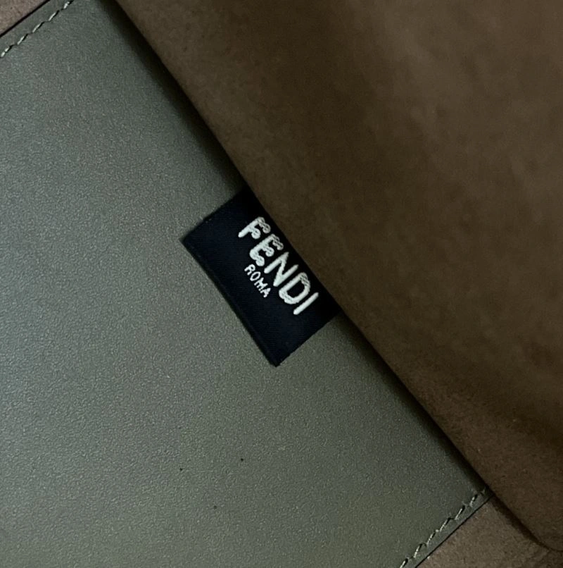 Bright Fendi Shopping Bags 57446