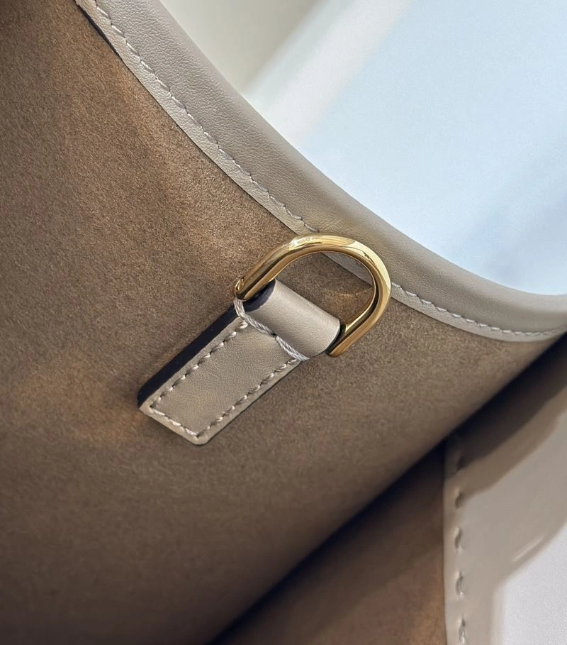 Fendi Shopping Bags Comfortable 57451