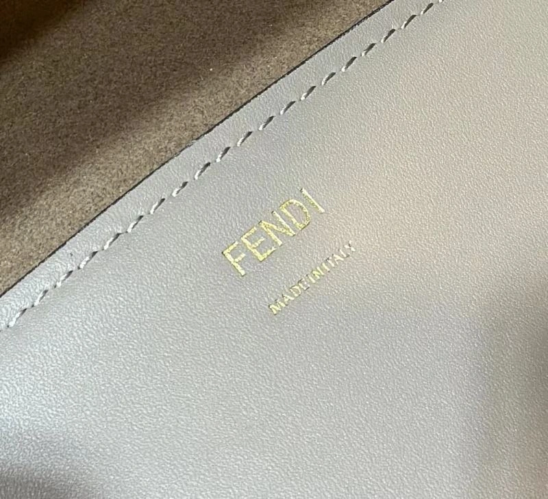 Fendi Shopping Bags Comfortable 57451