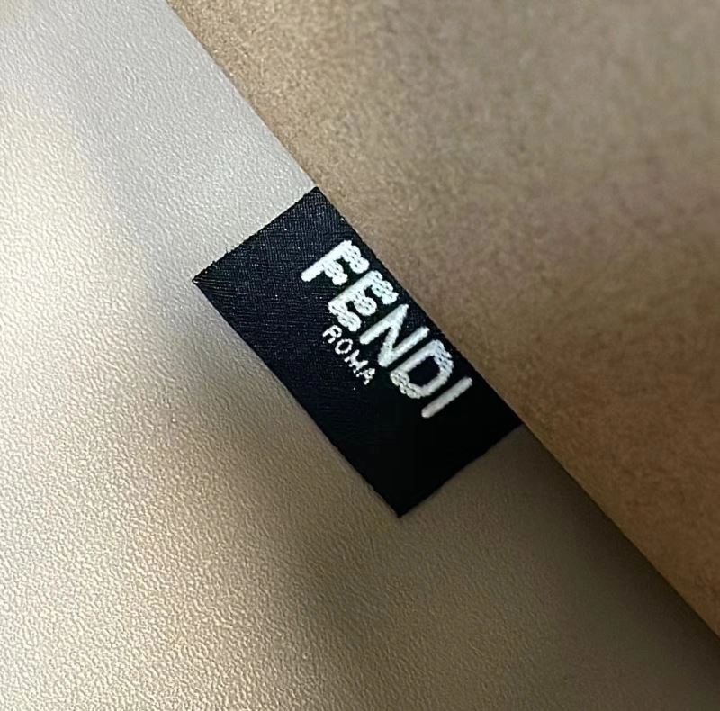Fendi Shopping Bags Comfortable 57451