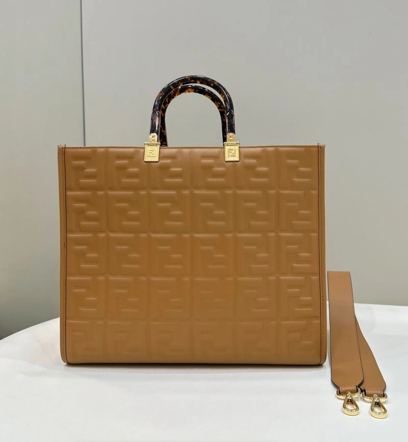 Fendi Shopping Bags UrbanChic 57452