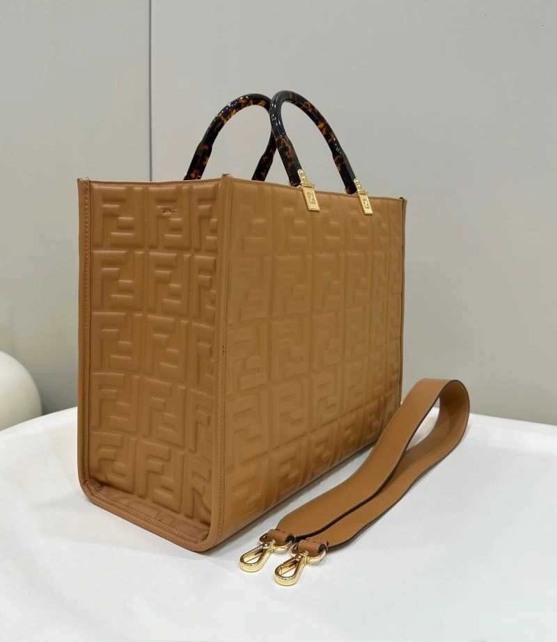 Fendi Shopping Bags UrbanChic 57452
