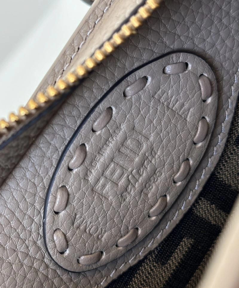 Fendi Shopping Bags UrbanStyle 57443