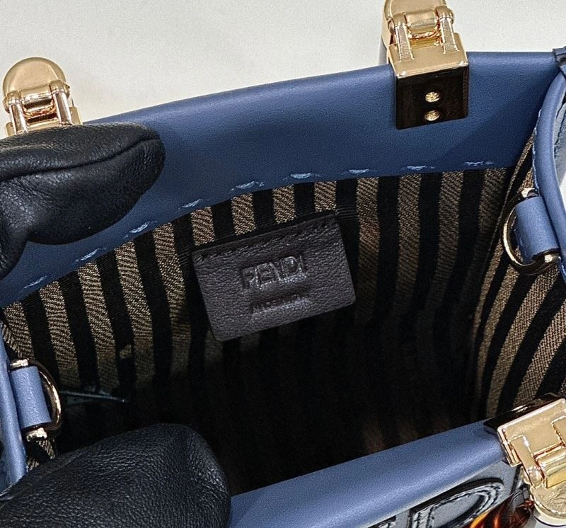 Fendi Shopping Bags Functional 57435