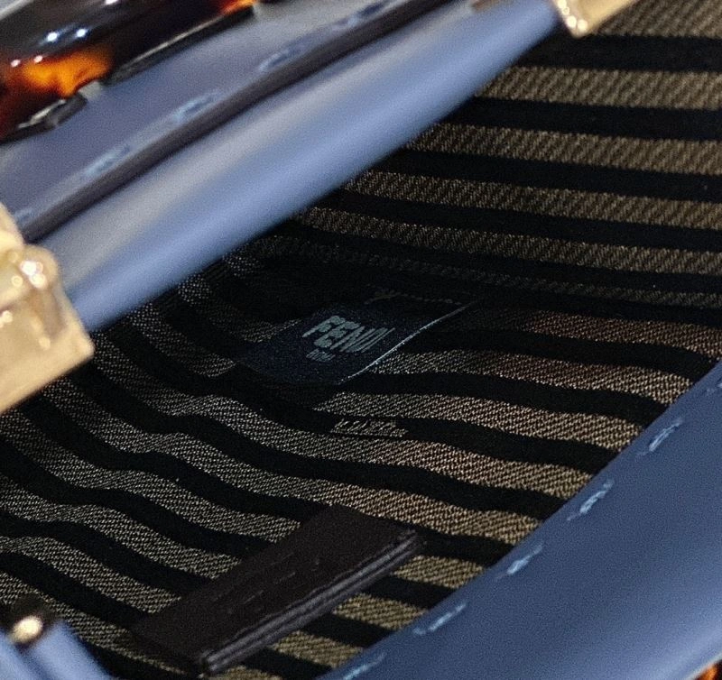 Fendi Shopping Bags Functional 57435