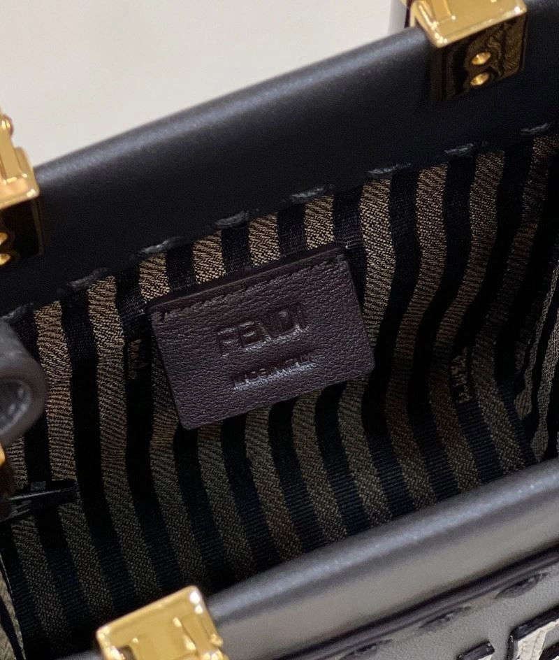 Fendi Shopping Bags FlexibleFit 57434