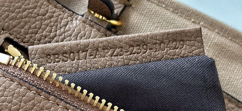 OnTrend Fendi Shopping Bags 57436