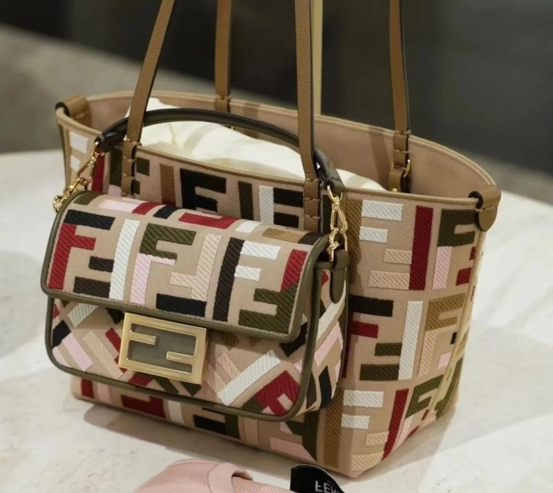 OnTrend Fendi Shopping Bags 57436
