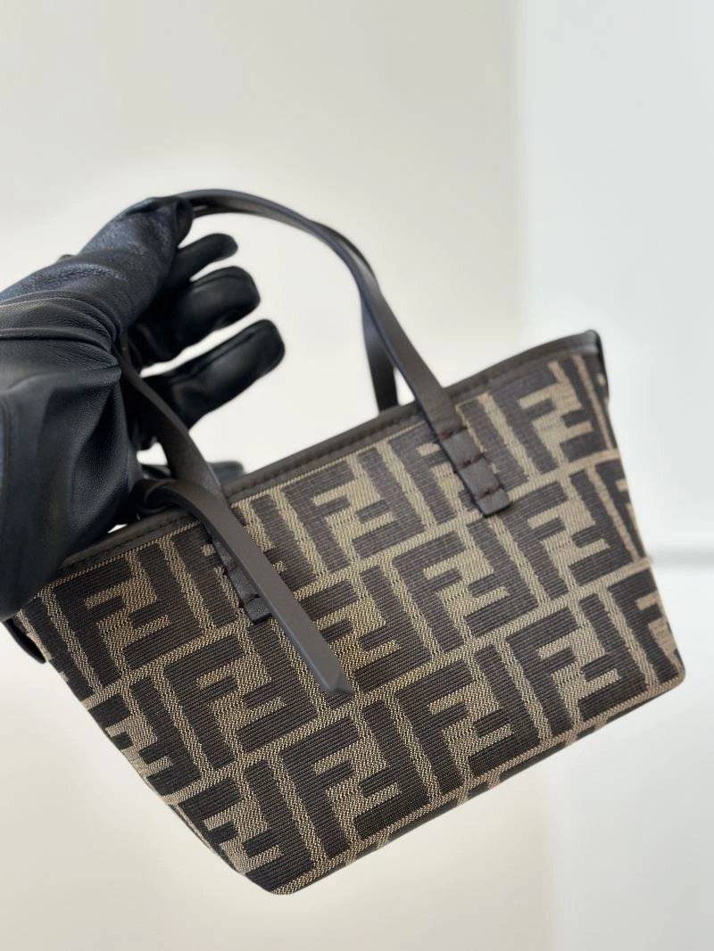 Fendi Shopping Bags Flexible 57467