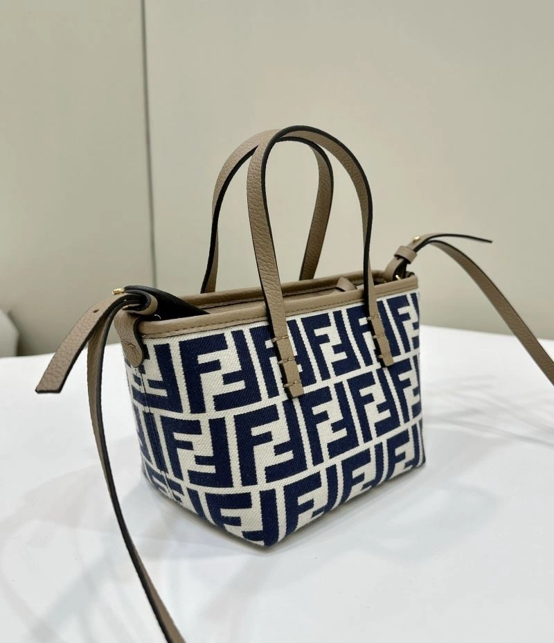 Fendi Shopping Bags Fashionable 57427
