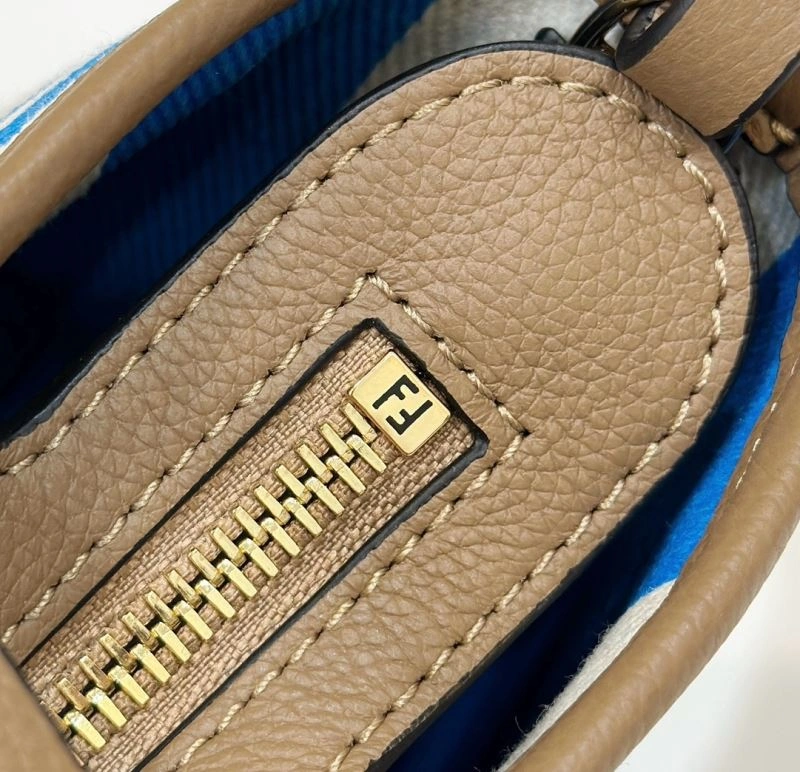 UrbanChic Fendi Shopping Bags 57426