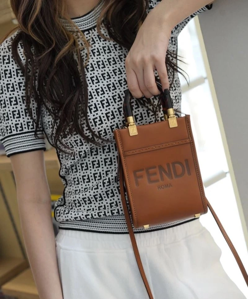 Fendi Shopping Bags Bright 57447