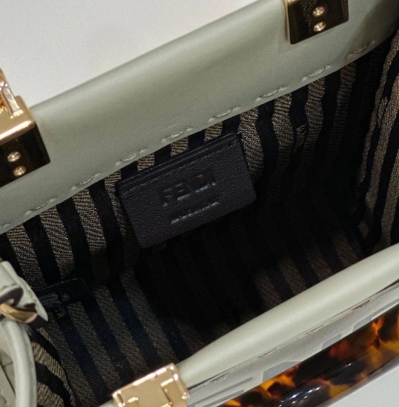 Fendi Shopping Bags Cozy 57416