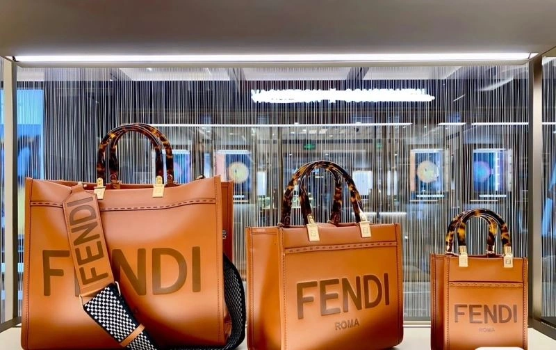 Fendi Shopping Bags StreetReady 57431