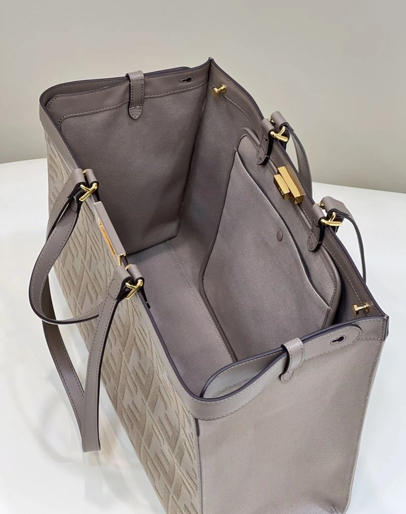 Sleek Fendi Shopping Bags 57417